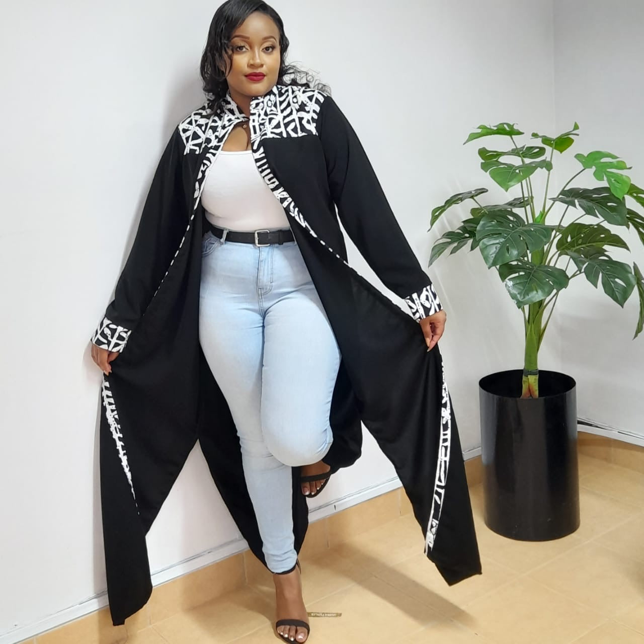 NALA Black and White Kimono